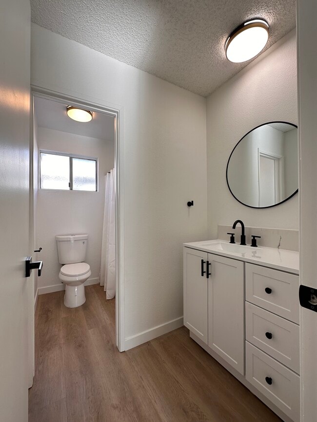 Photo - 8126 Owensmouth Ave Unit San Orion