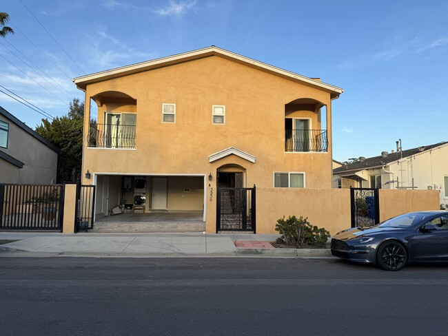 Photo - 12451 Caswell Ave