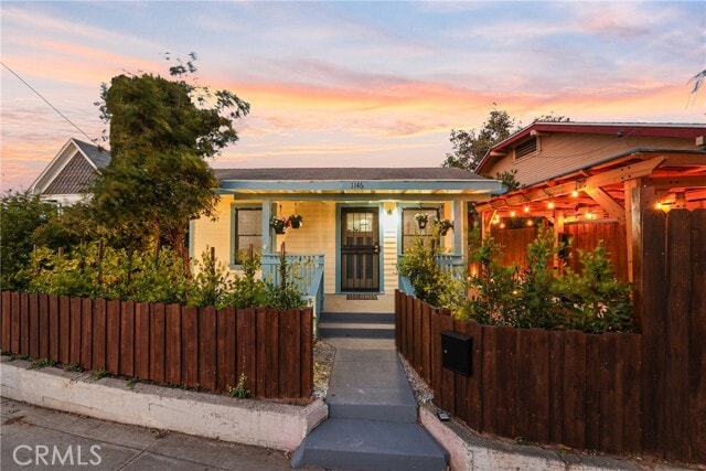 Photo - 1146 N Loma Vista Dr