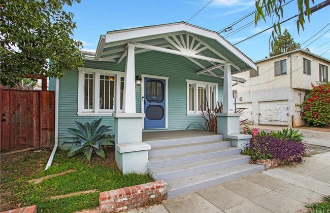 Photo - 2213 Arizona Ave