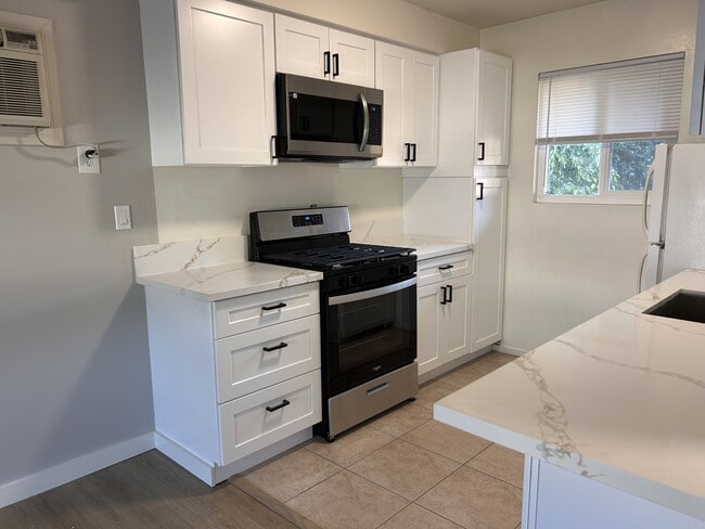 Photo - 7010 Jordan Ave