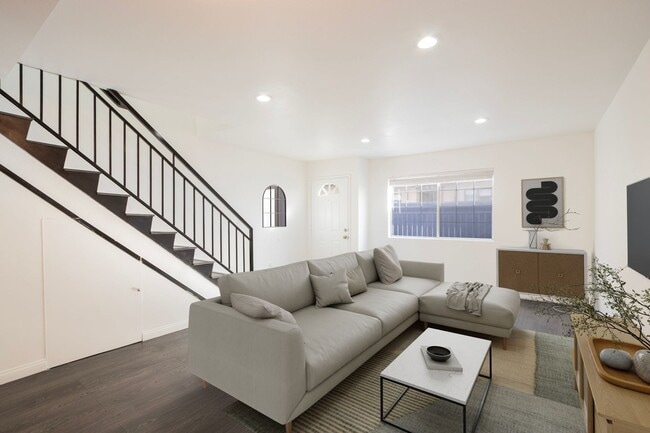 Photo - 1817 Garfield Pl