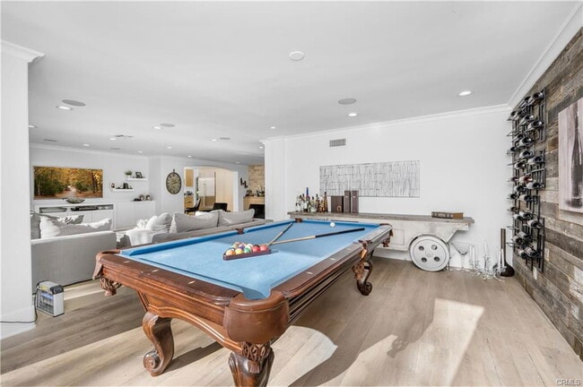 Photo - 3677 Eddingham Ave