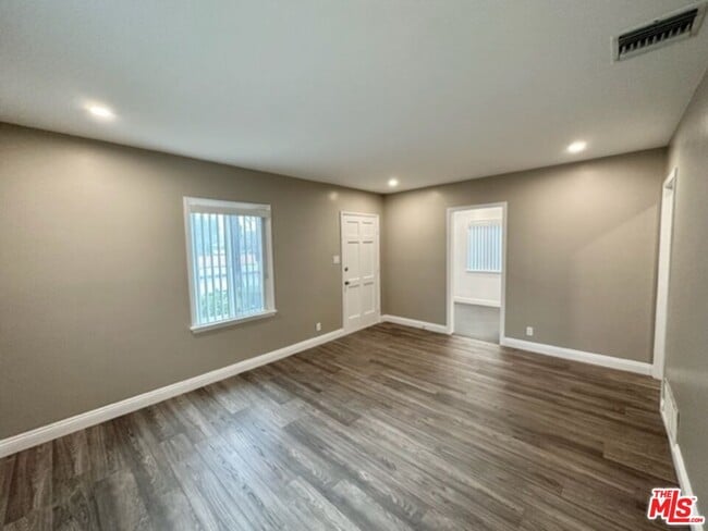 Photo - 6654 Aldea Ave