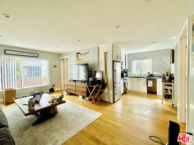 Building Photo - 724 Ashland Ave Rental