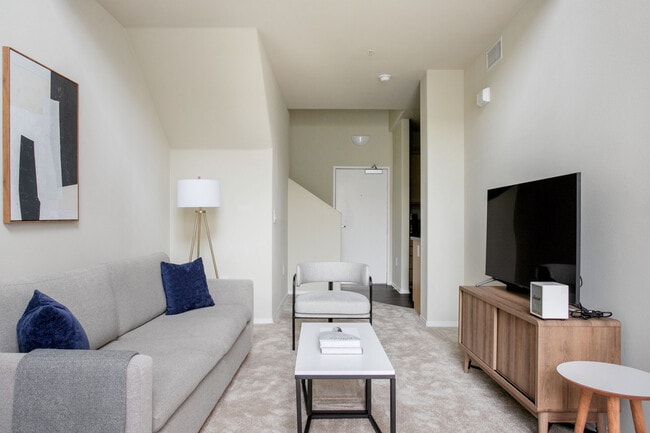 Photo - 5535 Westlawn Ave Unit FL1-ID1393