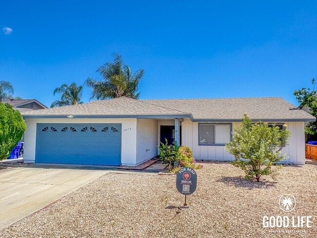 Building Photo - Spacious 3BD/2BA Home in Oceanside with Large Backyard, W/D & Attached 2-Car Garage