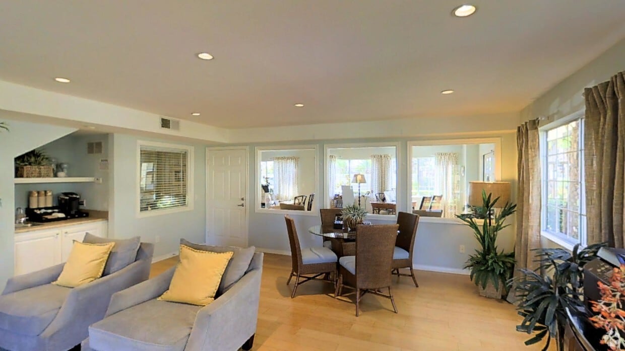 3D Tour - Madison Newport Apartment Homes