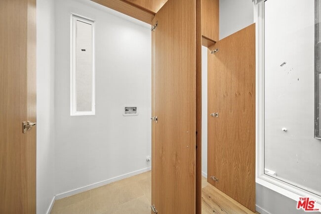 Photo - 849 Mariposa Ave