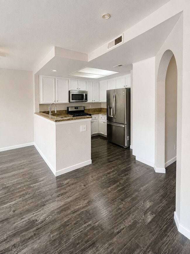 Photo - 7986 Alton Dr