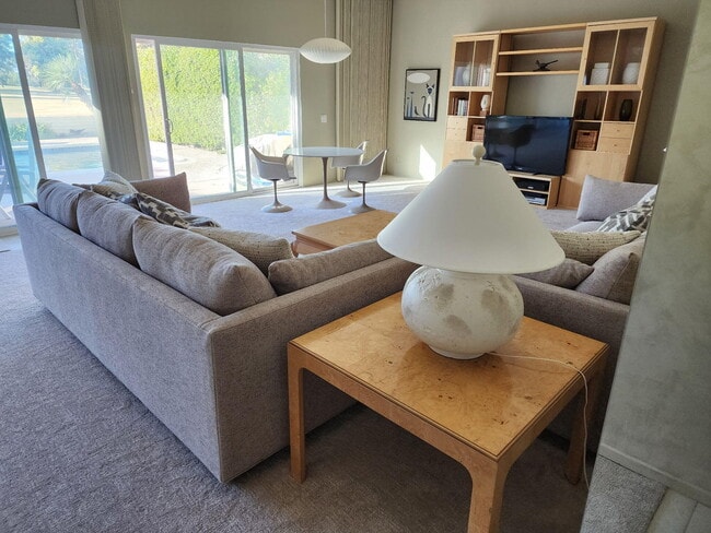 Photo - 38941 Kilimanjaro Dr