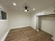 Photo - 22331 Vanowen St