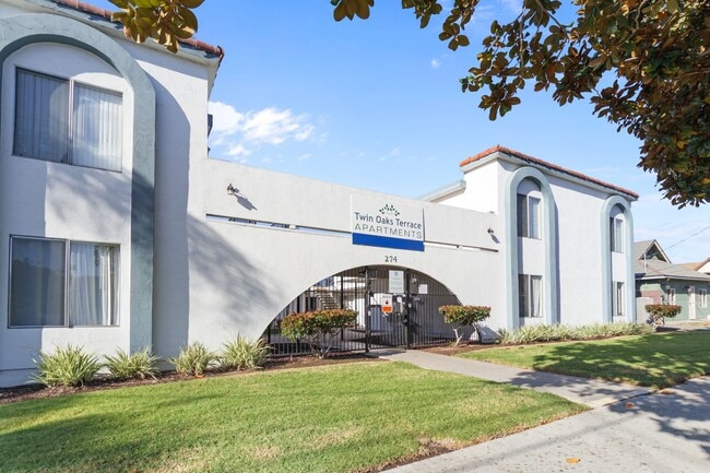 Twin Oaks Apartments - Twin Oaks Apartments