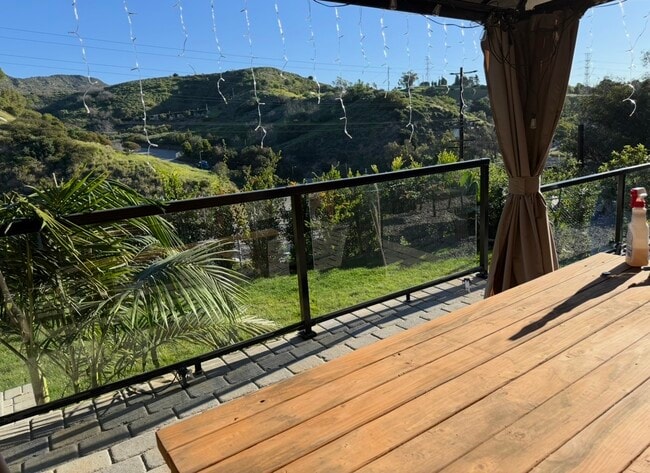 Photo - 2912 Park Center Dr