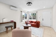 Photo - 1097 Bonita St House