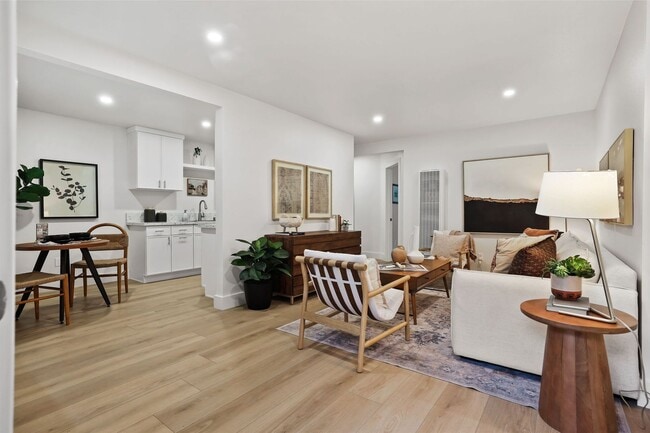 Photo - Trinidad Apartments