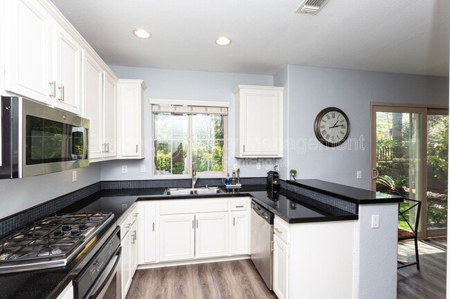 Photo - 2616 Bellezza Dr