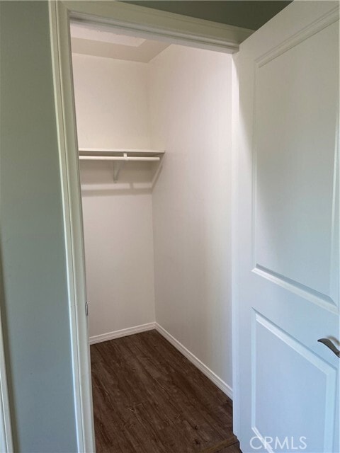 Photo - 920 Aldgate Ave