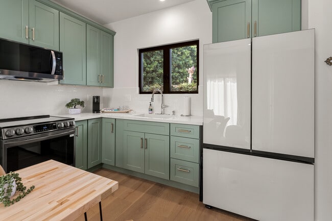 Photo - 8524 Arma St Unit 2