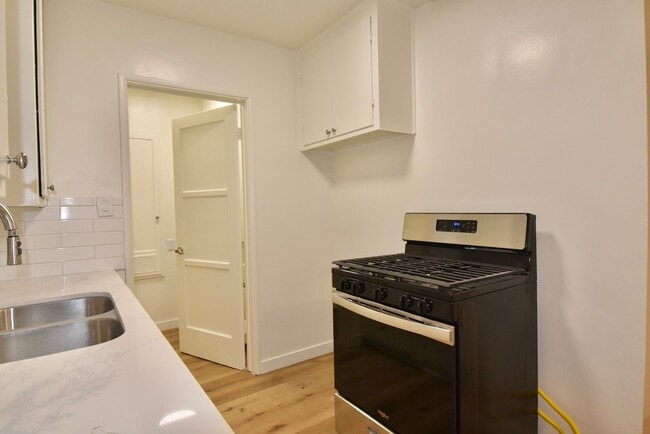 Photo - 4413 Tujunga Ave Unit 4413.5
