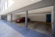 PArking - South Olive Apartments