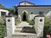 Photo - 610 N Arden Dr