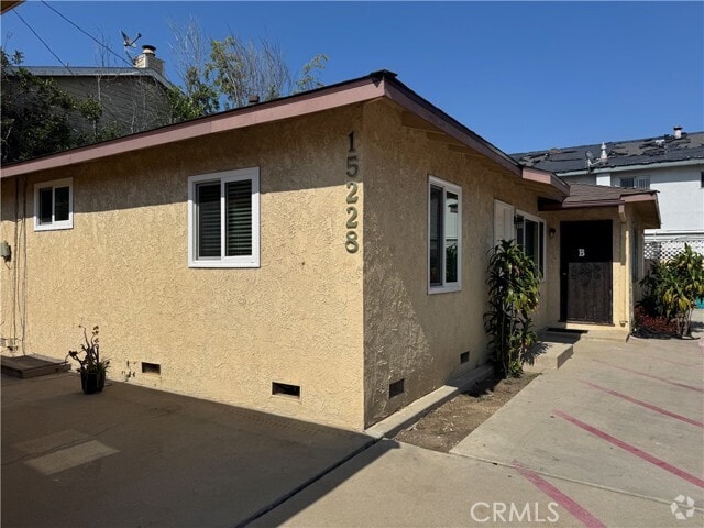 Building Photo - 15228 Normandie Ave Rental