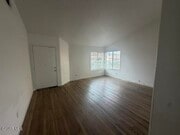 Photo - 1725 Windsor Pl