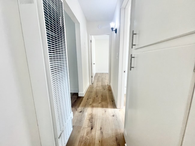 Photo - 4341 W 169th St Unit B