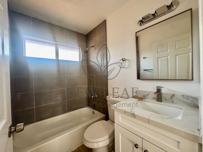 Photo - 653 W Fernleaf Ave Unit ADU