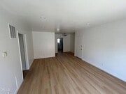 Photo - 121 S Chester Ave Apartment Unit 12