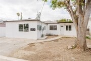 Photo - 18308 Gresham St
