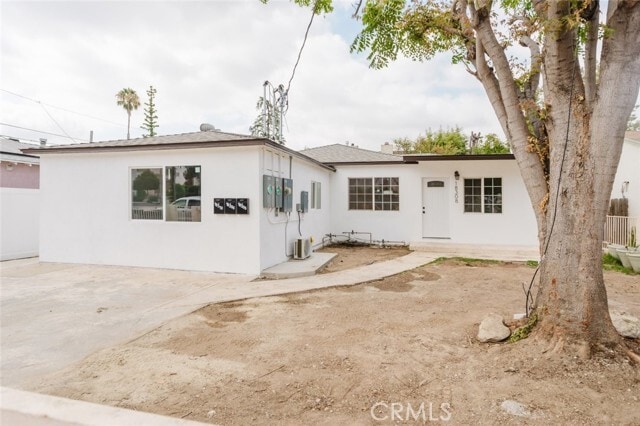 Photo - 18308 Gresham St