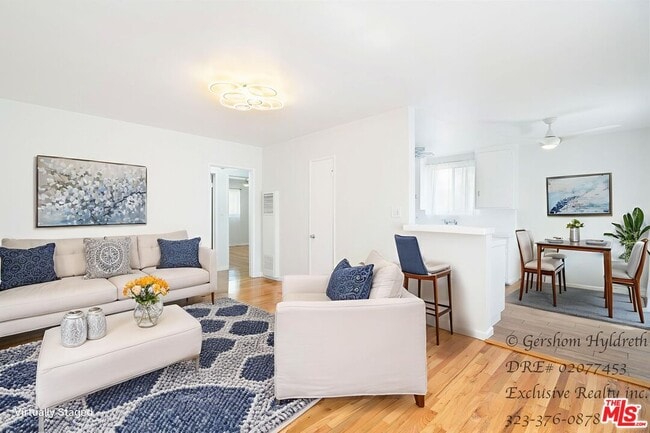 Photo - 6640 Woodman Ave Apartment Unit 6