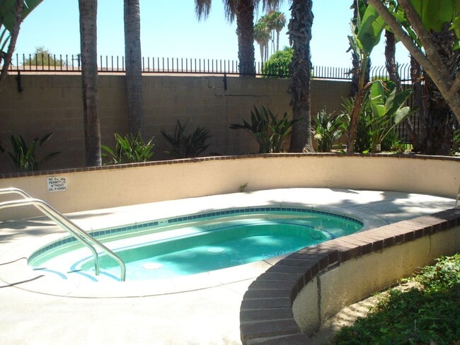 Photo - HARBOR MANOR CONDOS! ACROSS FROM HARBOR UCLA MED CTR IMMACULATE 2 bdrm 2 ba. CONDO FOR LEASE!