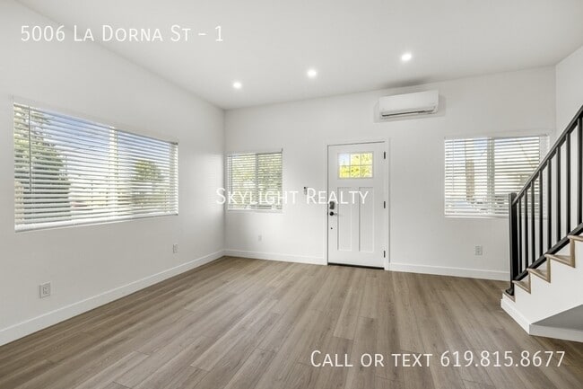Photo - 5006 La Dorna St