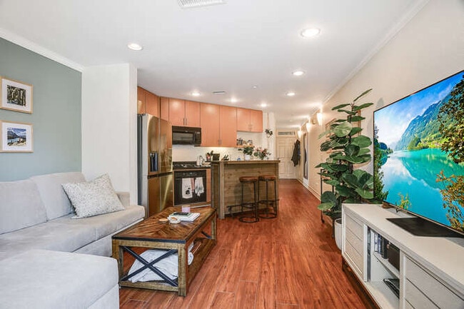 Photo - 1225 Island Ave Townhome
