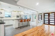 Photo - 6134 Longridge Ave