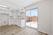 Photo - 455 Del Mar Ct Townhome