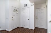 Photo - COMPLETELY REMODELED 3 Beds+2.5 Baths 2-st... Townhome