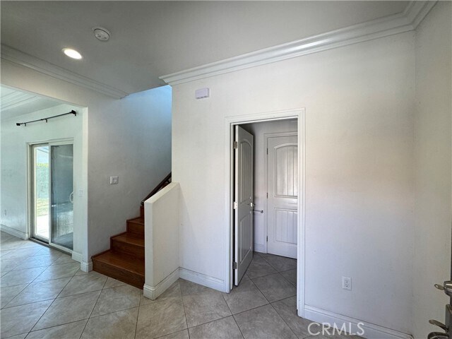 Photo - 11422 Elliott Ave House