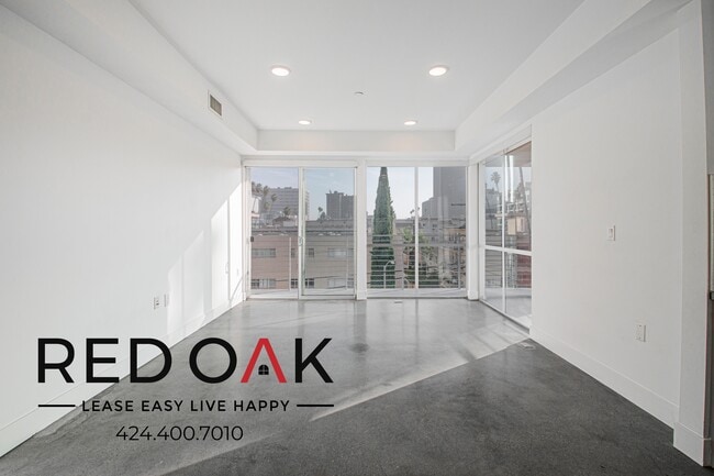 Building Photo - 453 S Kenmore Ave Unit 301