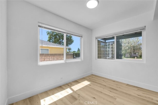 Photo - 5224 Hallowell Ave