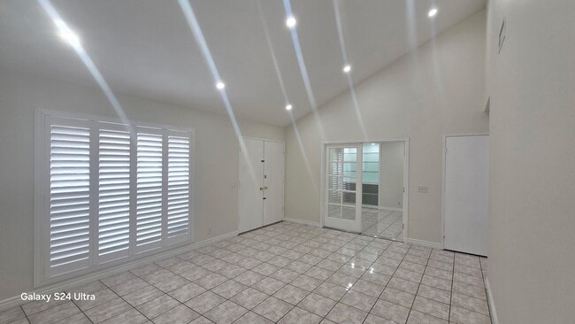 Photo - 16219 Mt Lowe Cir