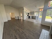 Photo - Newly renovated 4 bedroom in canyon crest! House