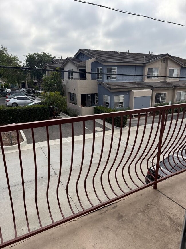 Photo - Beautiful 1BD w/ Reserved Parking and Laundry On-Site in Pacific Beach! Unit B27