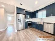 Photo - 3650 Percy St