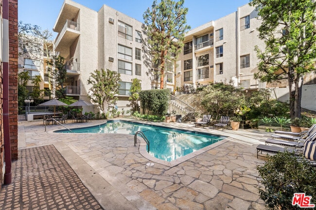 Photo - 1440 Veteran Ave Unit 557