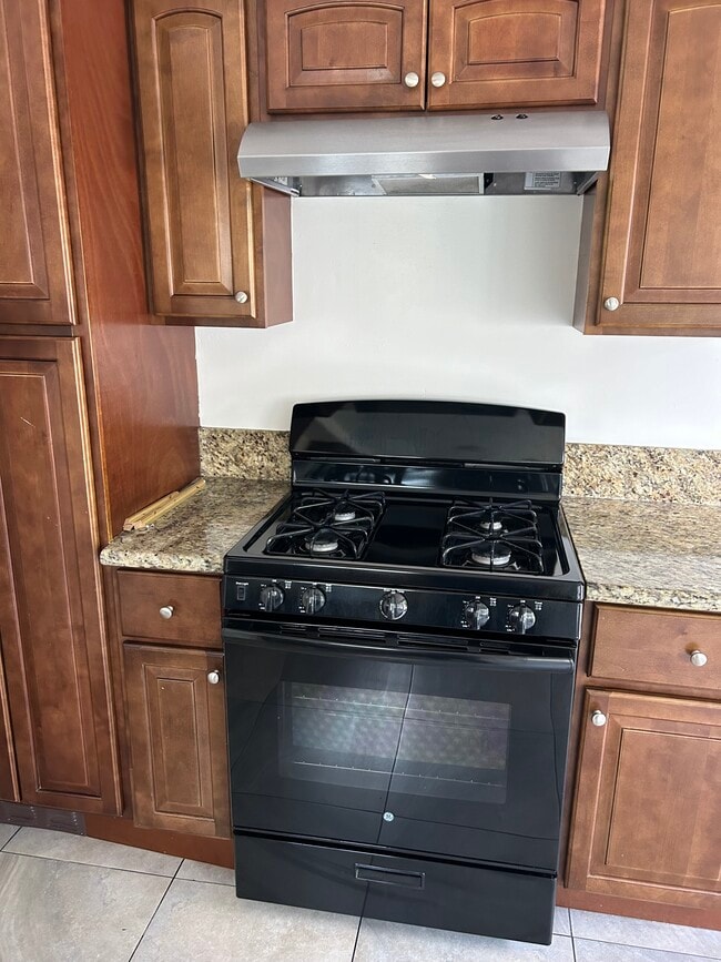 Photo - 10735 Shire Pl Unit D