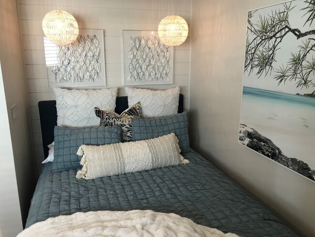 Second Bedroom - 827 San Luis Rey Pl Unit 827